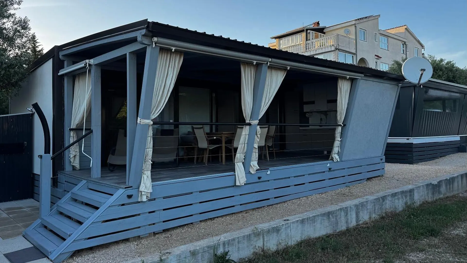 Beach House Chris Pakoštane Casa vacanze